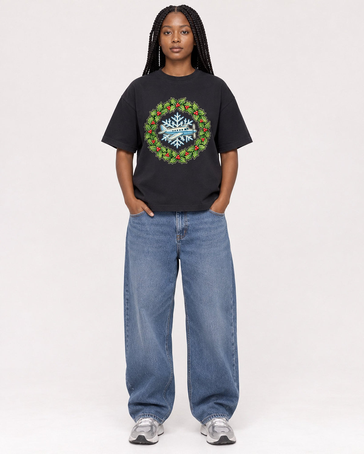 Mockup Boxy Heavyweight Tee Black female full-body 04