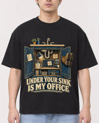 Mockup Boxy Heavyweight Tee Black male close-up 13