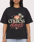 Mockup Boxy Heavyweight Tee Black female close-up 15