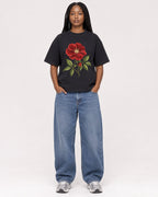 Mockup Boxy Heavyweight Tee Black female full-body 04