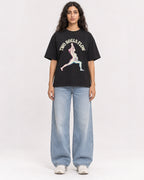 Mockup Boxy Heavyweight Tee Black female full-body 07