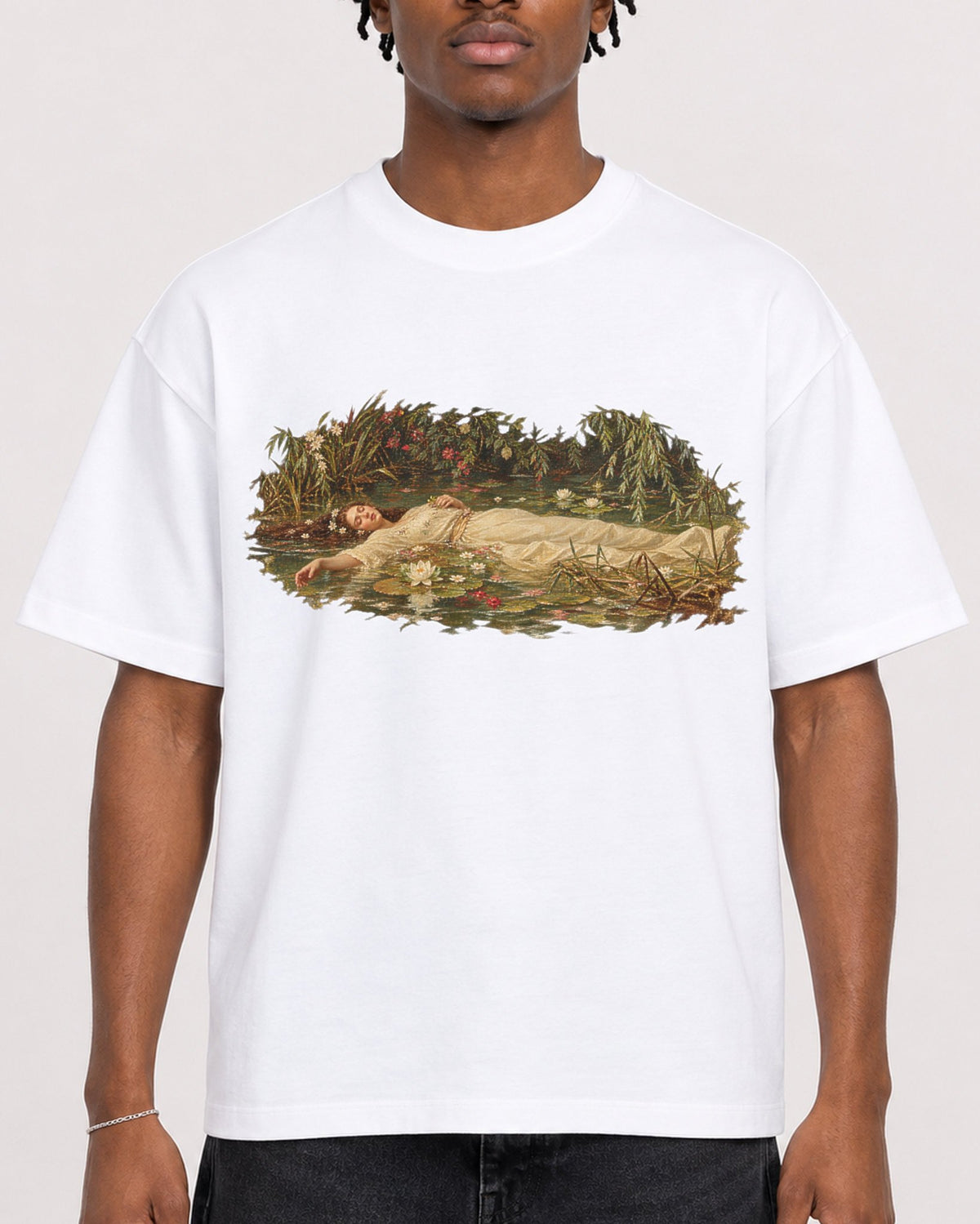Mockup Boxy Heavyweight Tee White male close-up 05