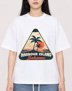 Mockup Boxy Heavyweight Tee White female close-up 01