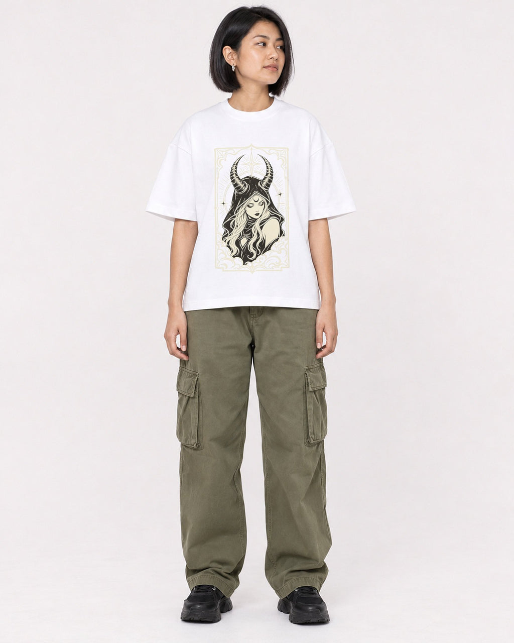 Mockup Boxy Heavyweight Tee White female full-body 32
