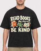 Mockup Boxy Heavyweight Tee Black male close-up 08
