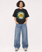 Mockup Boxy Heavyweight Tee Black female full-body 40