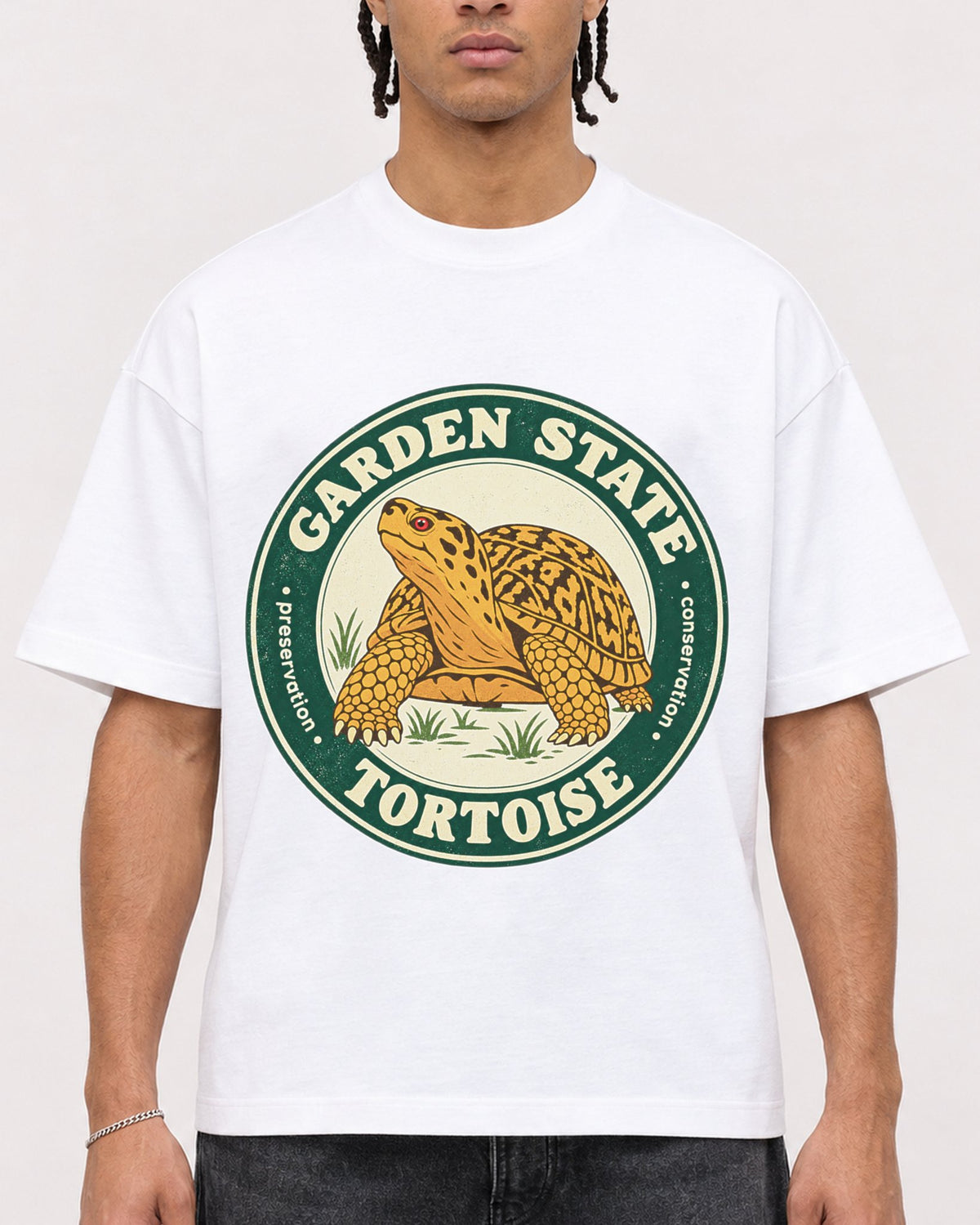 Mockup Boxy Heavyweight Tee White male close-up 40