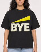 Mockup Boxy Heavyweight Tee Black female close-up 07