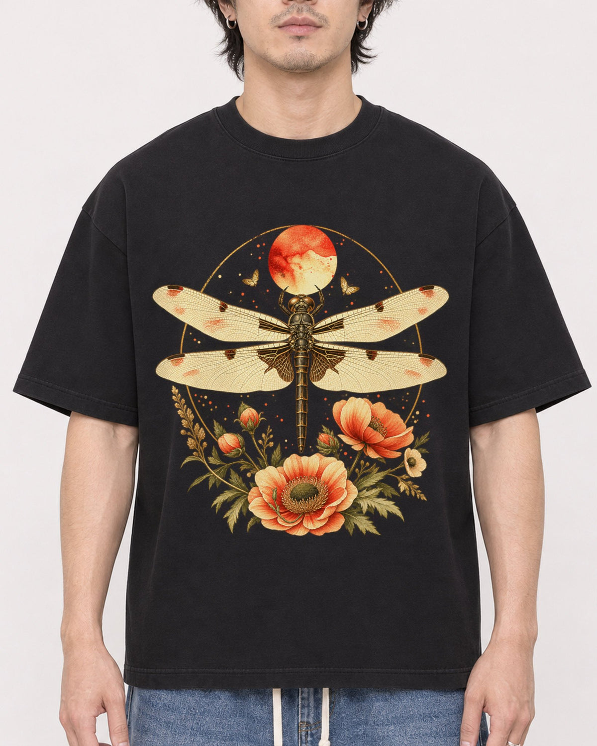 Mockup Boxy Heavyweight Tee Black male close-up 03