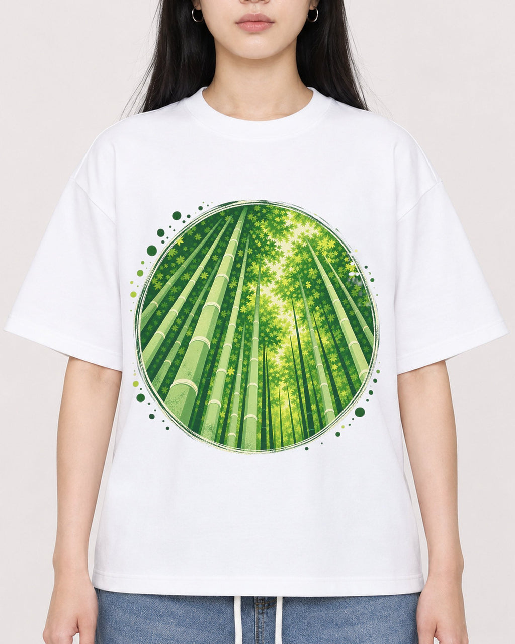 Mockup Boxy Heavyweight Tee White female close-up 01