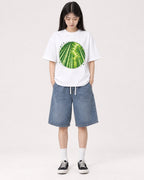 Mockup Boxy Heavyweight Tee White female full-body 01