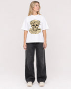 Mockup Boxy Heavyweight Tee White female full-body 08