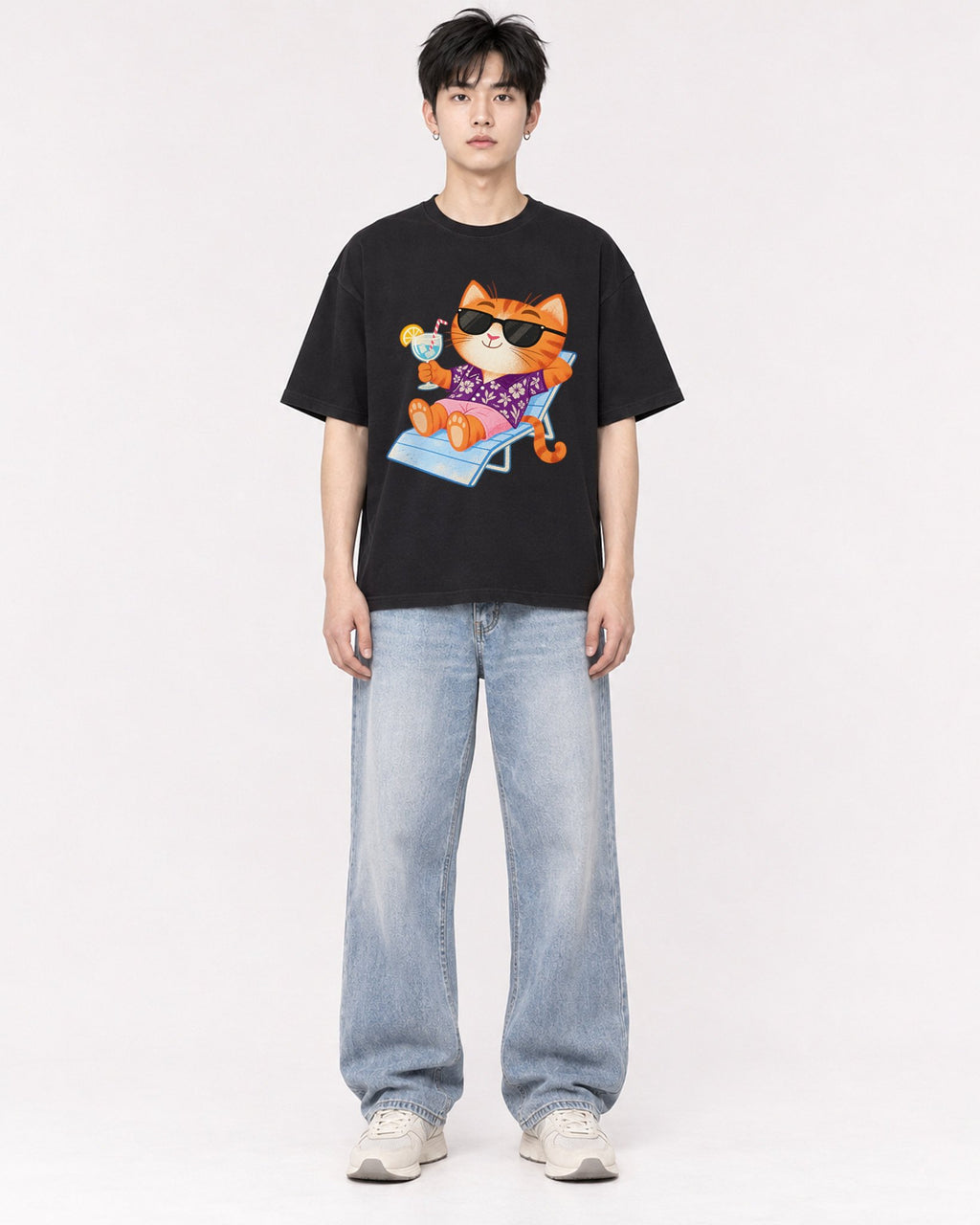 Mockup Boxy Heavyweight Tee Black male full-body 01