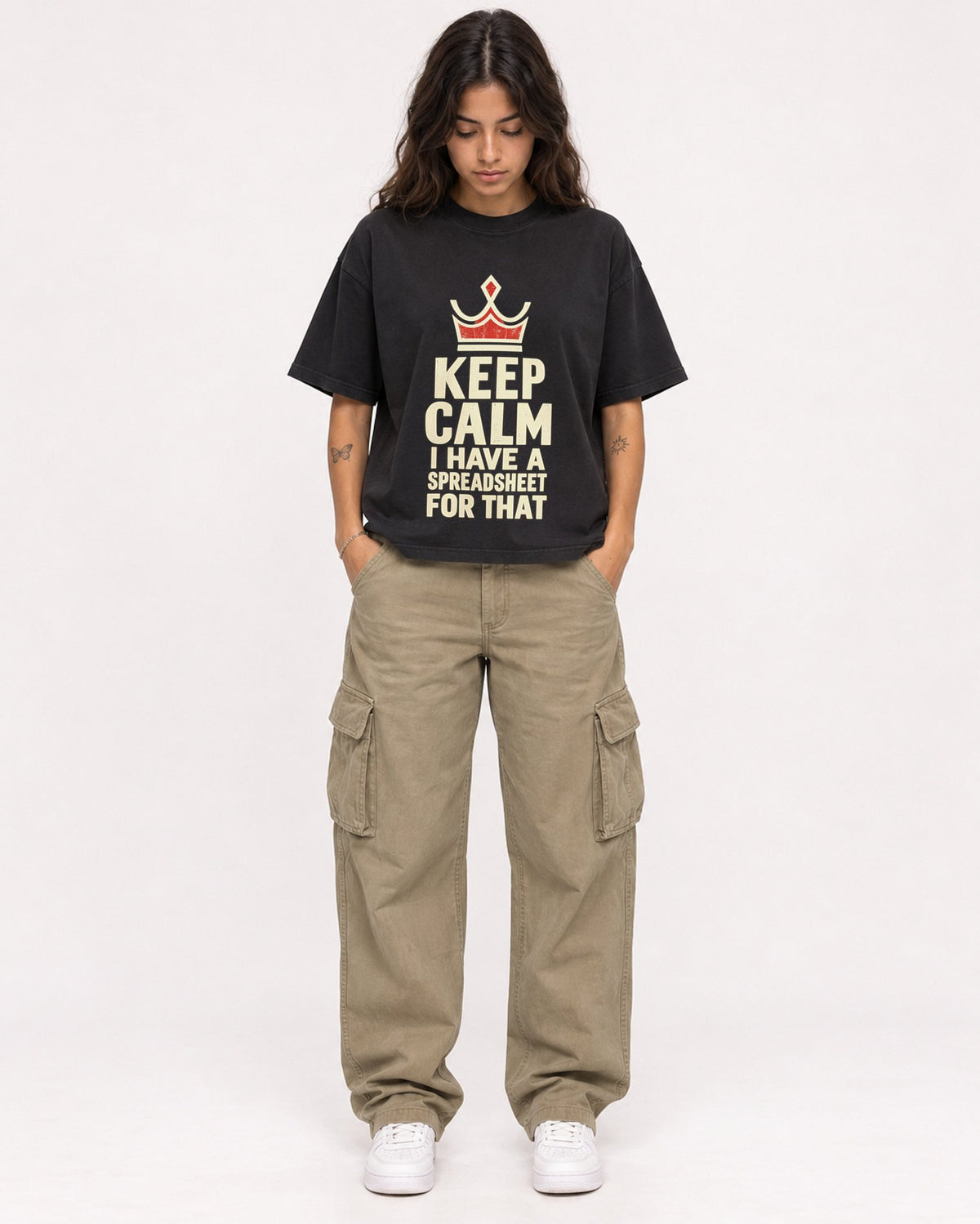 Mockup Boxy Heavyweight Tee Black female full-body 06