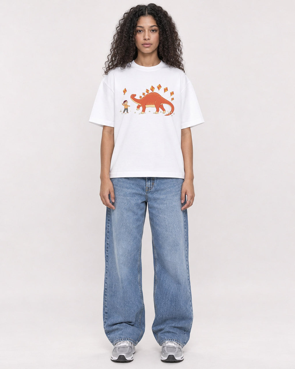 Mockup Boxy Heavyweight Tee White female full-body 10