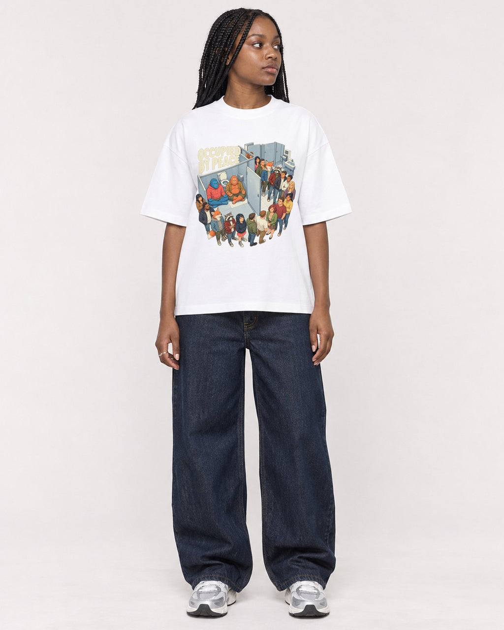 Mockup Boxy Heavyweight Tee White female full-body 04