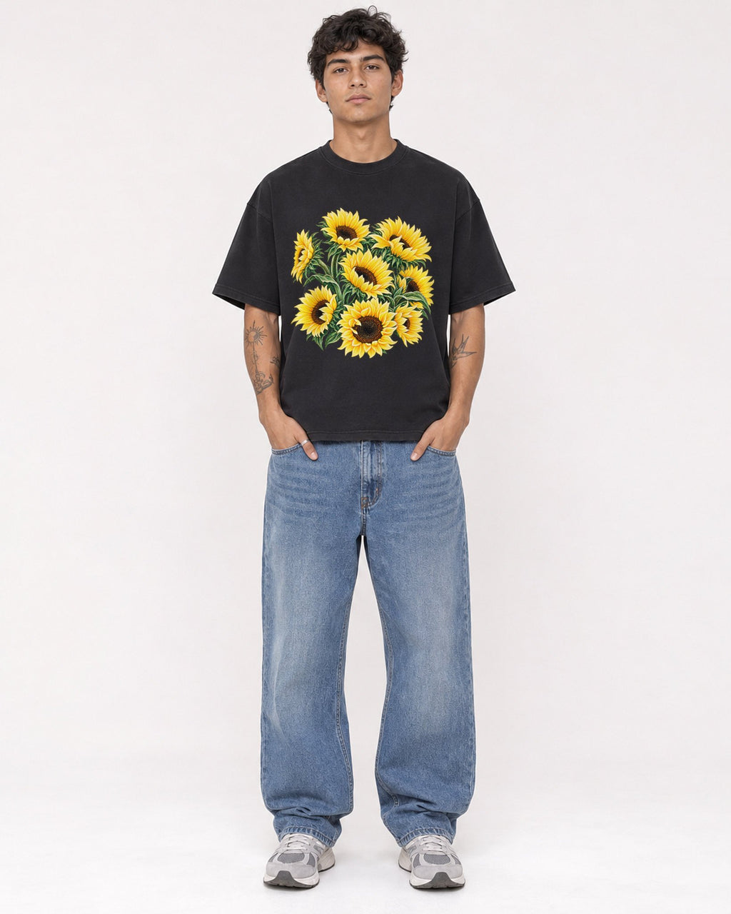 Mockup Boxy Heavyweight Tee Black male full-body 06