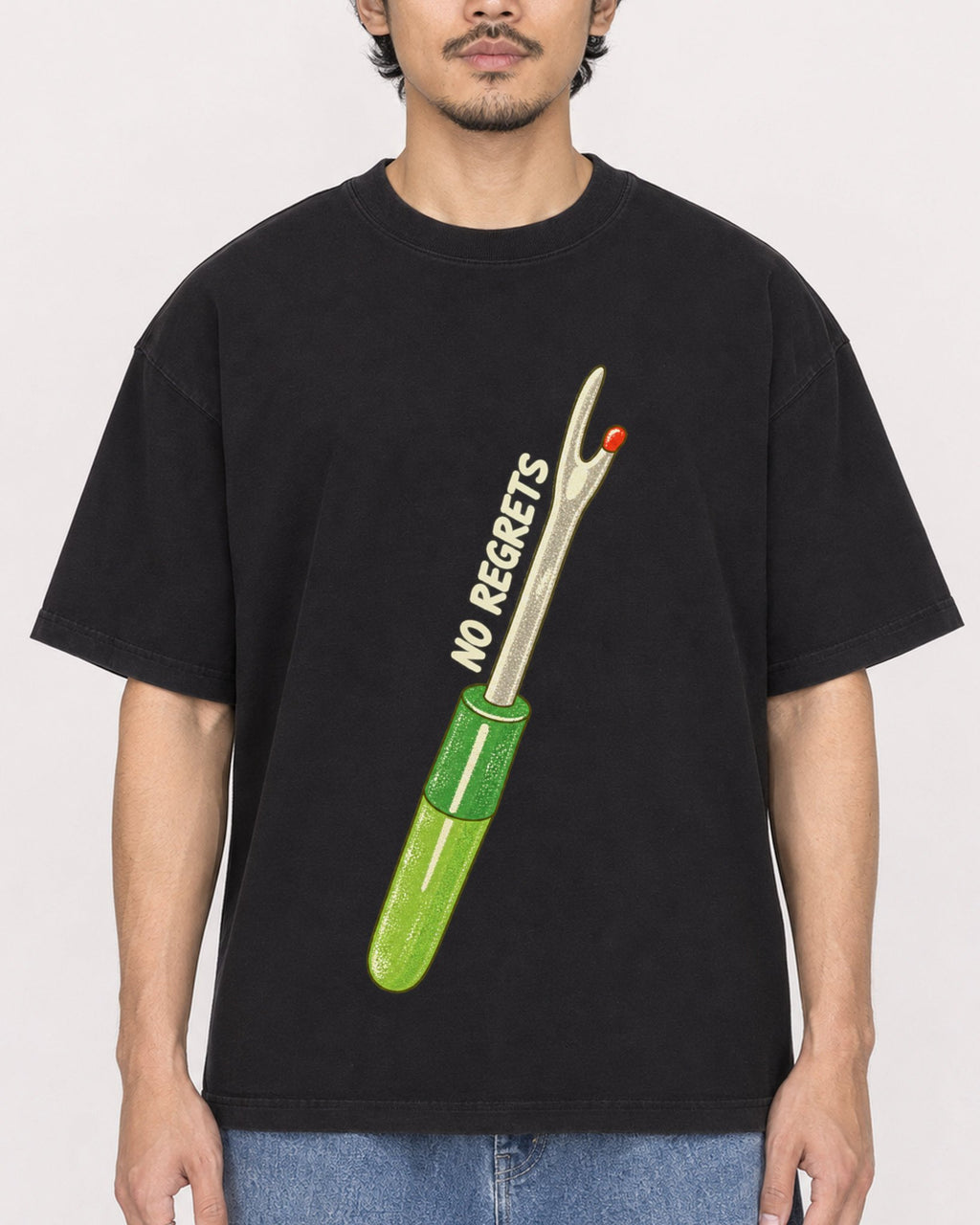 Mockup Boxy Heavyweight Tee Black male close-up 02