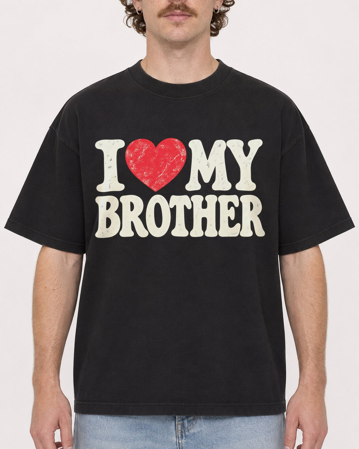 Mockup Boxy Heavyweight Tee Black male close-up 09