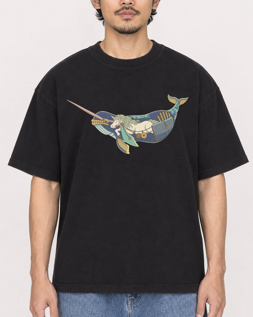 Mockup Boxy Heavyweight Tee Black male close-up 02