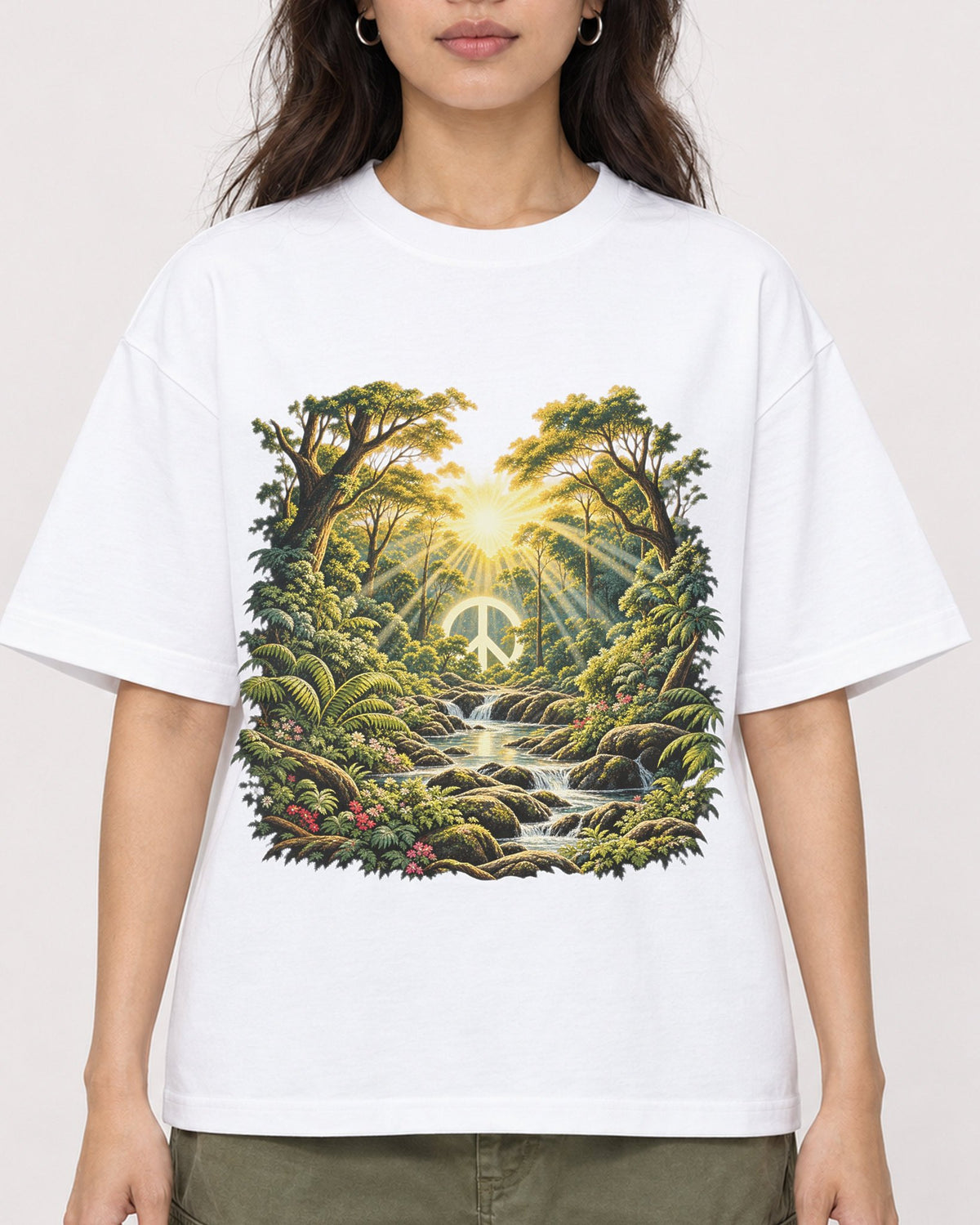 Mockup Boxy Heavyweight Tee White female close-up 02