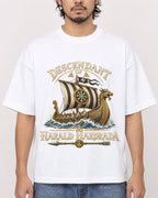 Mockup Boxy Heavyweight Tee White male close-up 22