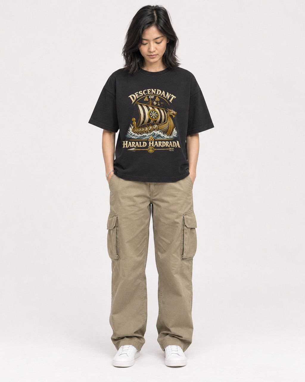 Mockup Boxy Heavyweight Tee Black female full-body 22