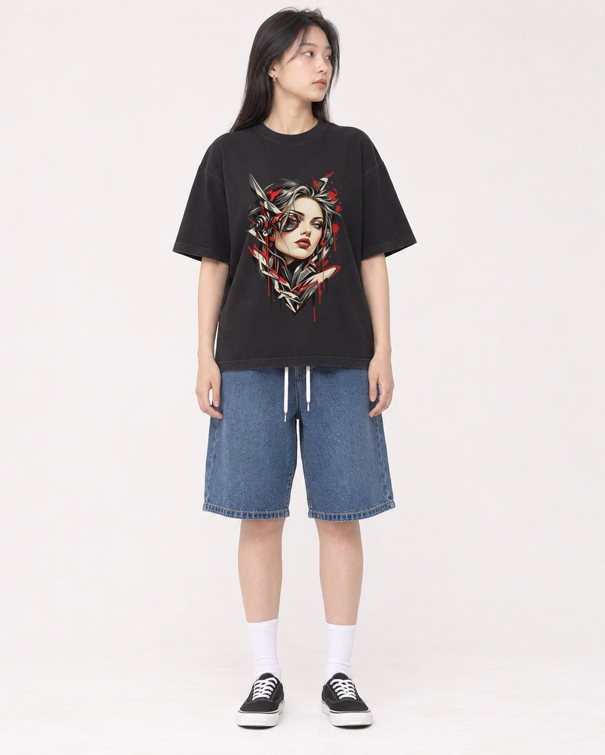 Mockup Boxy Heavyweight Tee Black female full-body 01