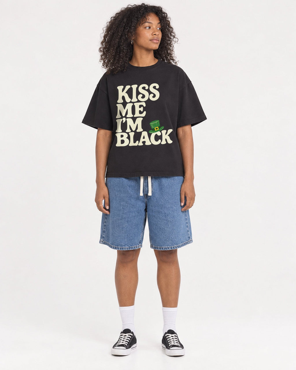 Mockup Boxy Heavyweight Tee Black female full-body 05