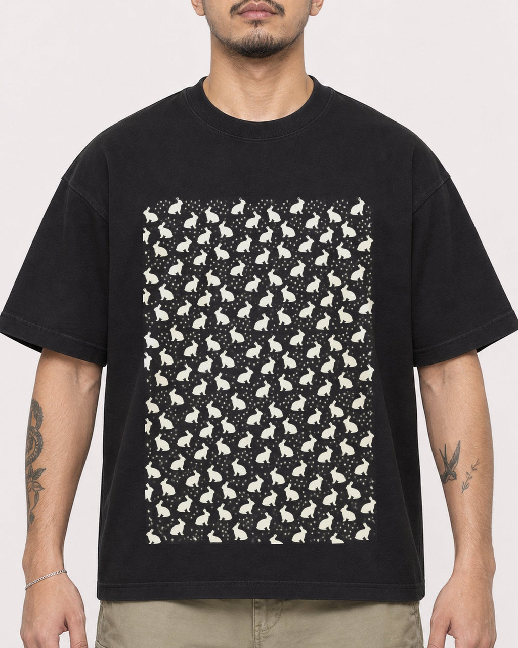 Mockup Boxy Heavyweight Tee Black male close-up 12