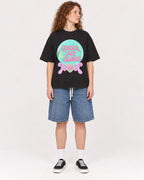 Mockup Boxy Heavyweight Tee Black female full-body 09