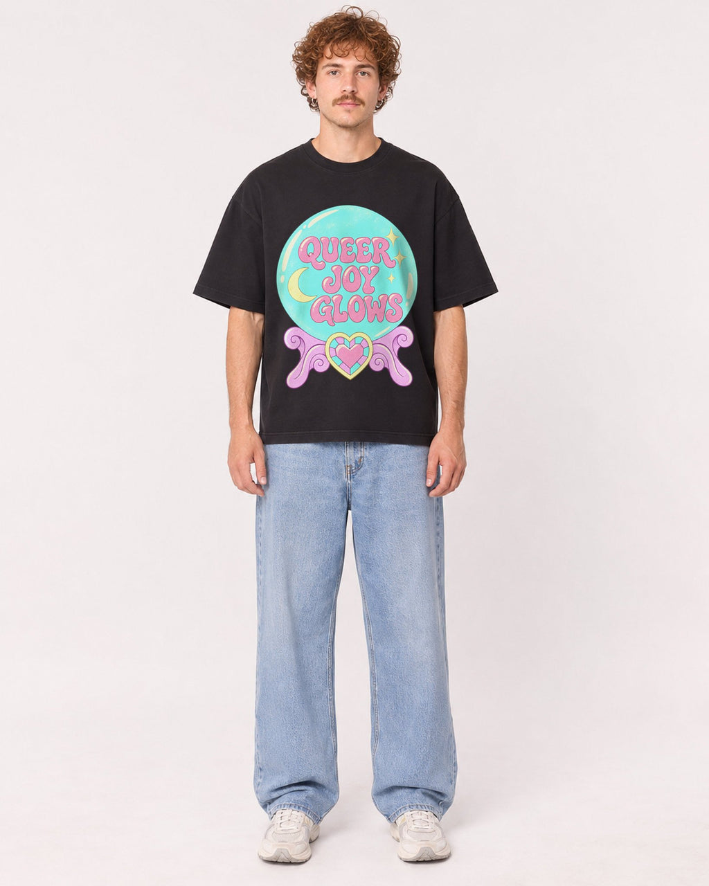 Mockup Boxy Heavyweight Tee Black male full-body 09