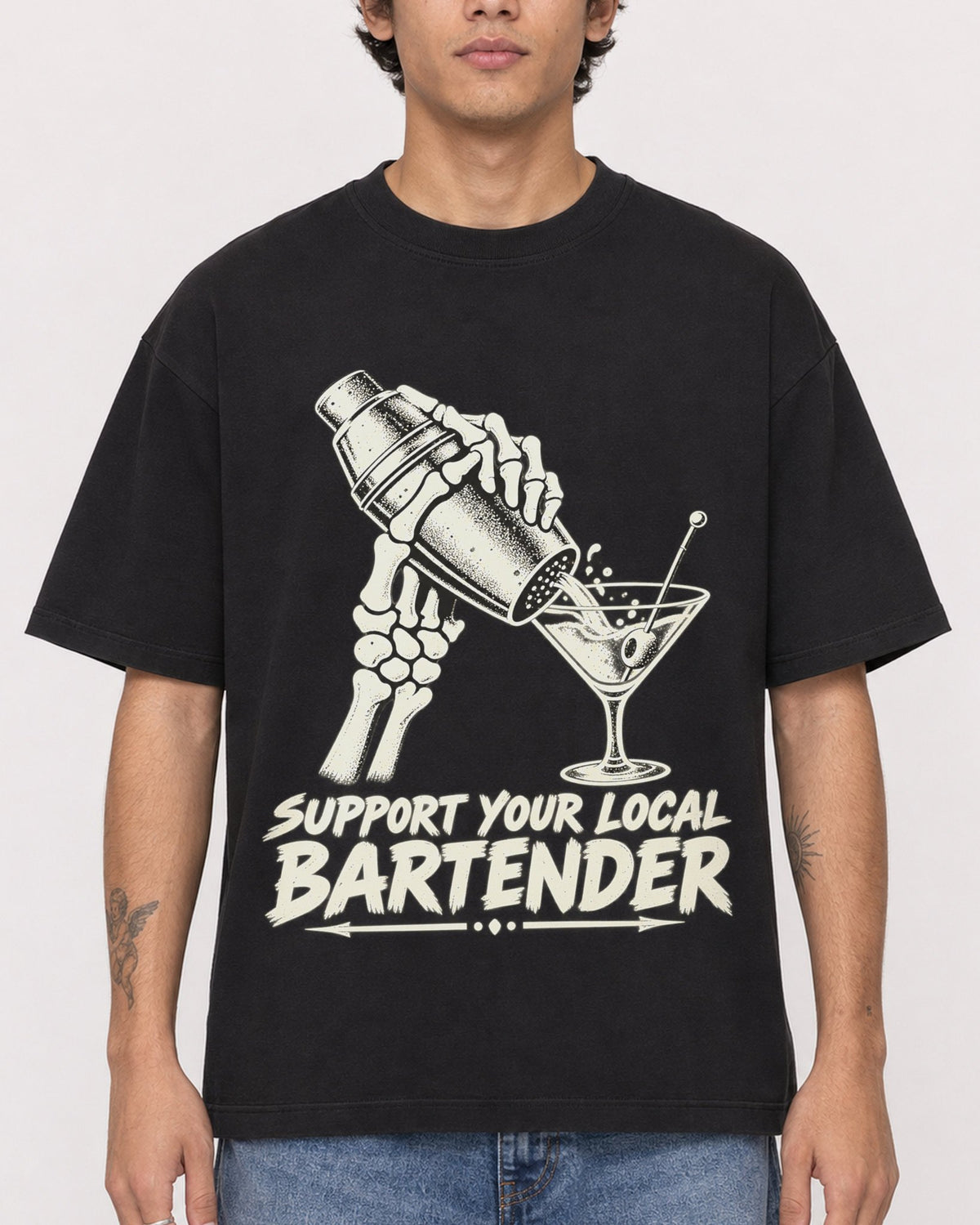 Mockup Boxy Heavyweight Tee Black male close-up 06