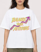 Mockup Boxy Heavyweight Tee White female close-up 02