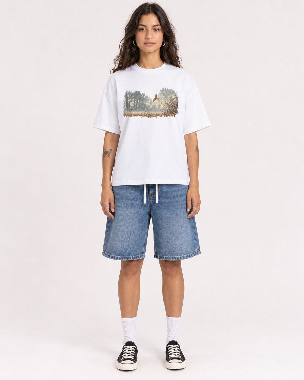 Mockup Boxy Heavyweight Tee White female full-body 06