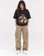 Mockup Boxy Heavyweight Tee Black female full-body 02