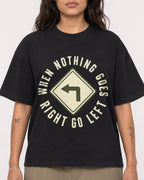 Mockup Boxy Heavyweight Tee Black female close-up 06