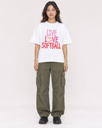 Mockup Boxy Heavyweight Tee White female full-body 02