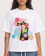 Mockup Boxy Heavyweight Tee White female close-up 06