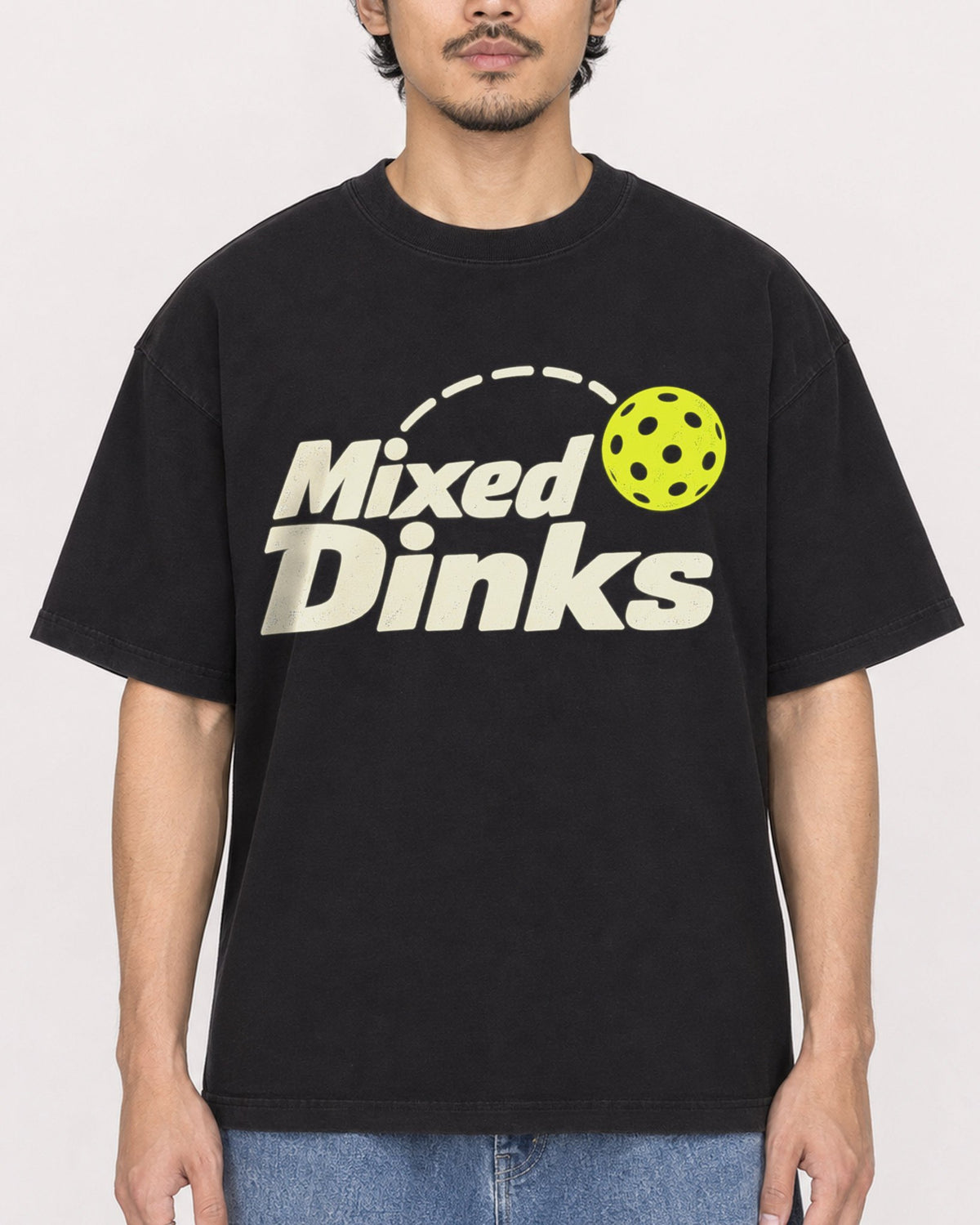 Mockup Boxy Heavyweight Tee Black male close-up 02