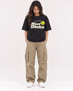 Mockup Boxy Heavyweight Tee Black female full-body 02