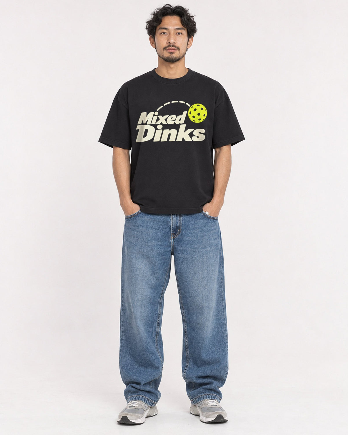 Mockup Boxy Heavyweight Tee Black male full-body 02