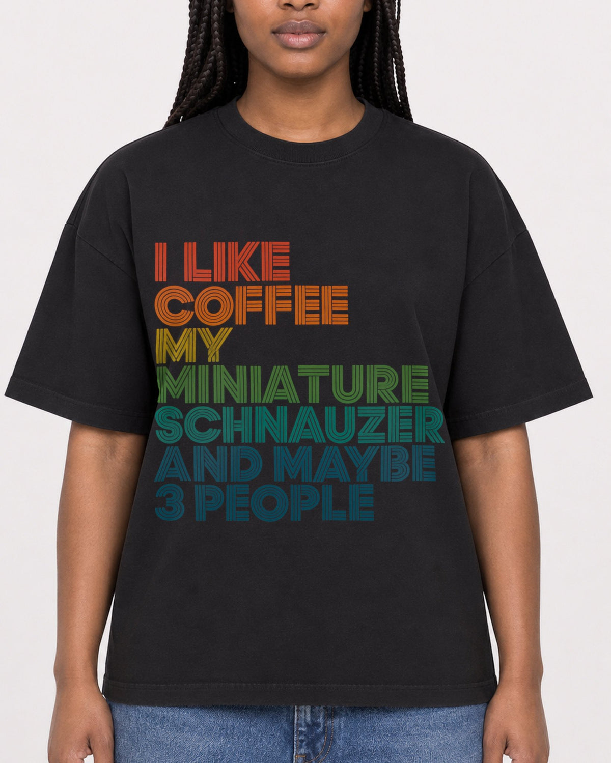 Mockup Boxy Heavyweight Tee Black female close-up 04