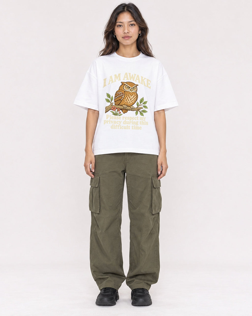 Mockup Boxy Heavyweight Tee White female full-body 02