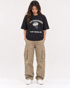 Mockup Boxy Heavyweight Tee Black female full-body 02