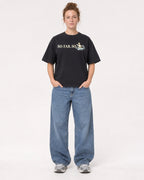 Mockup Boxy Heavyweight Tee Black female full-body 28