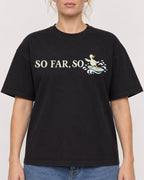 Mockup Boxy Heavyweight Tee Black female close-up 28