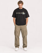 Mockup Boxy Heavyweight Tee Black male full-body 28