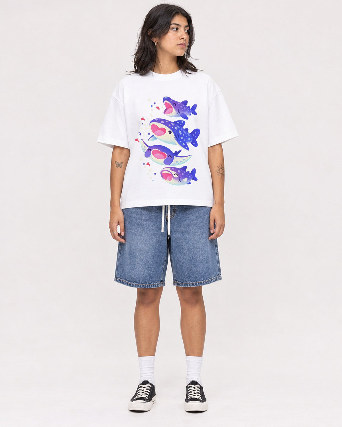 Mockup Boxy Heavyweight Tee White female full-body 36