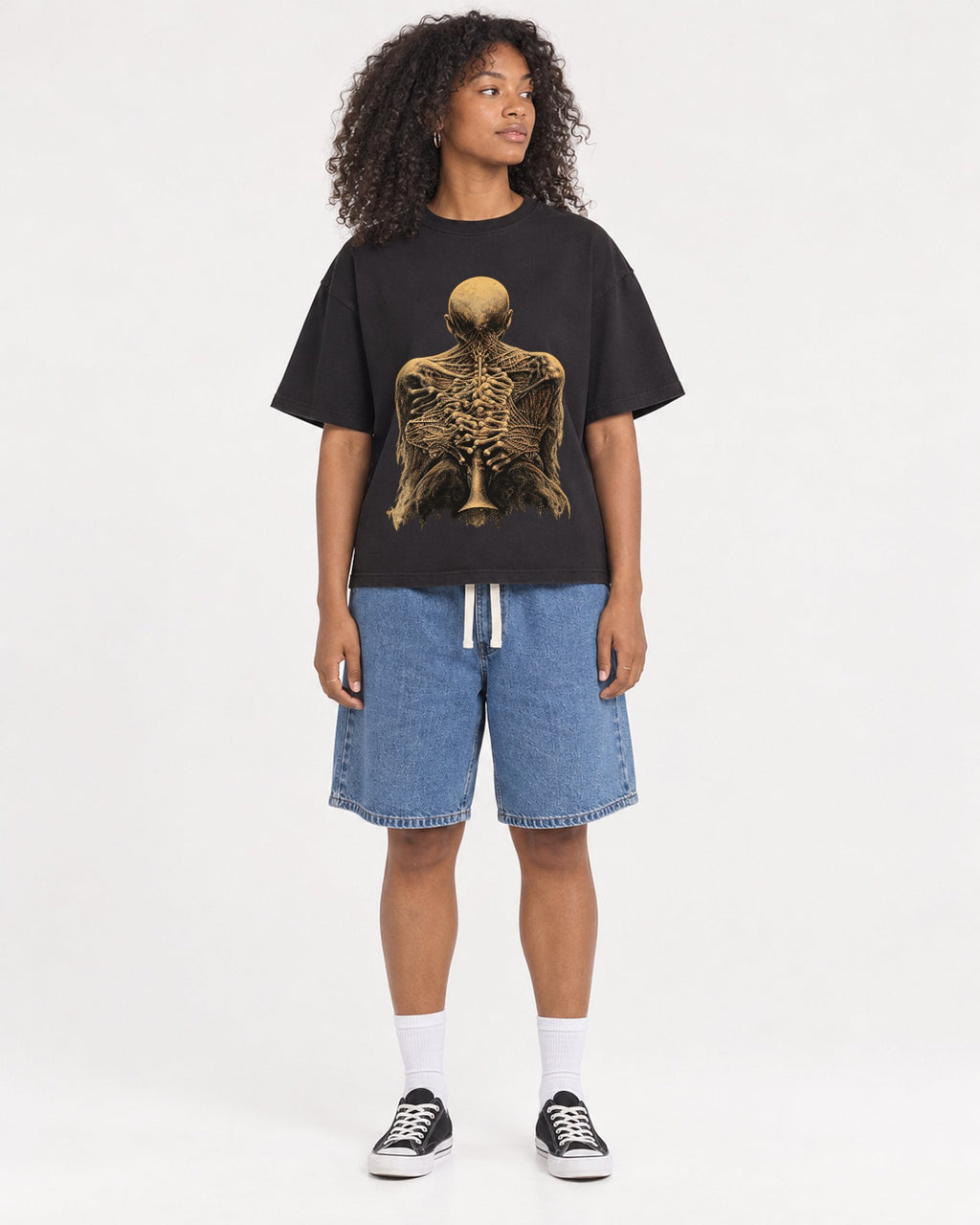 Mockup Boxy Heavyweight Tee Black female full-body 05